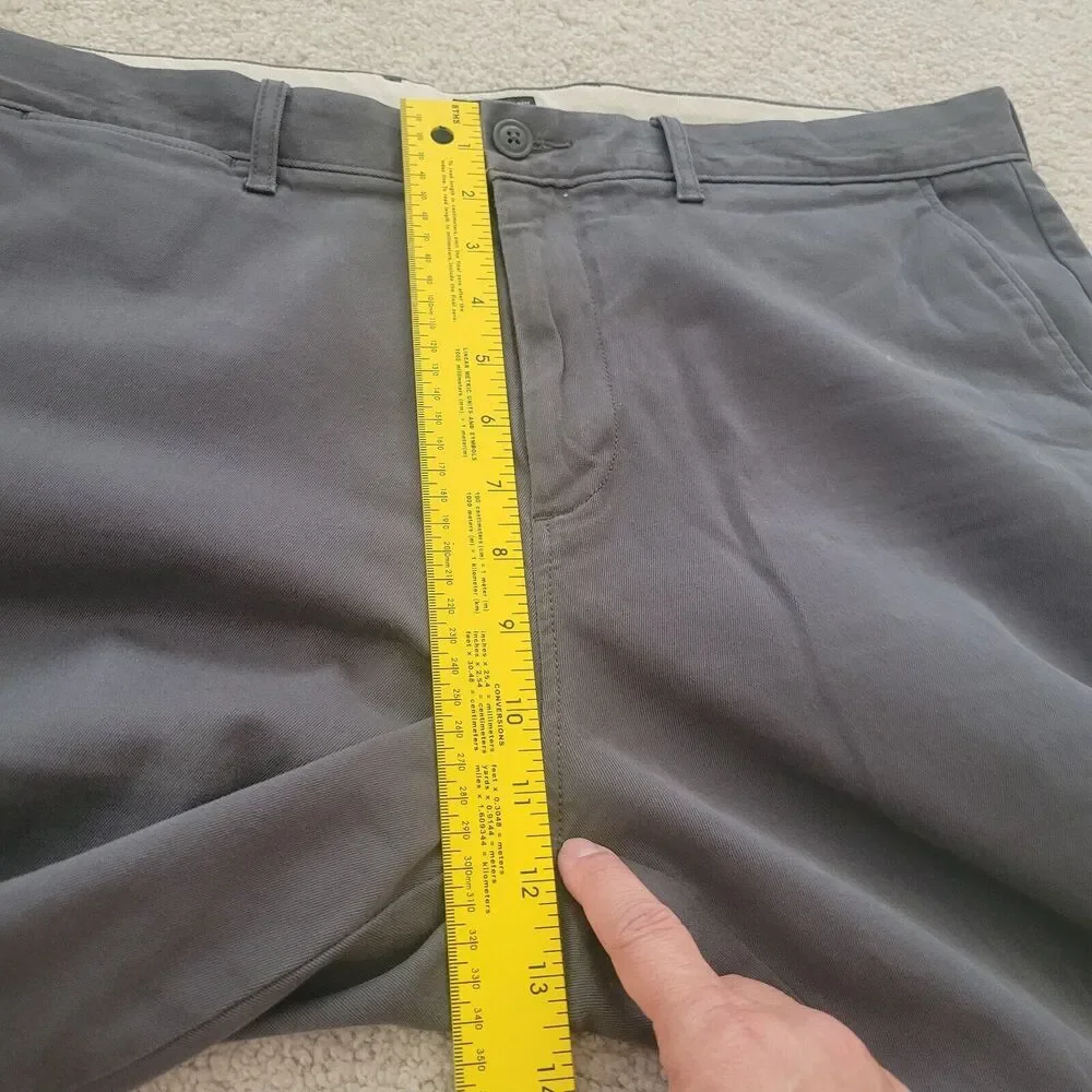 J. Crew 770 Straight Chino Pants Gray Mens Size 36x30 (Actual 38x29)